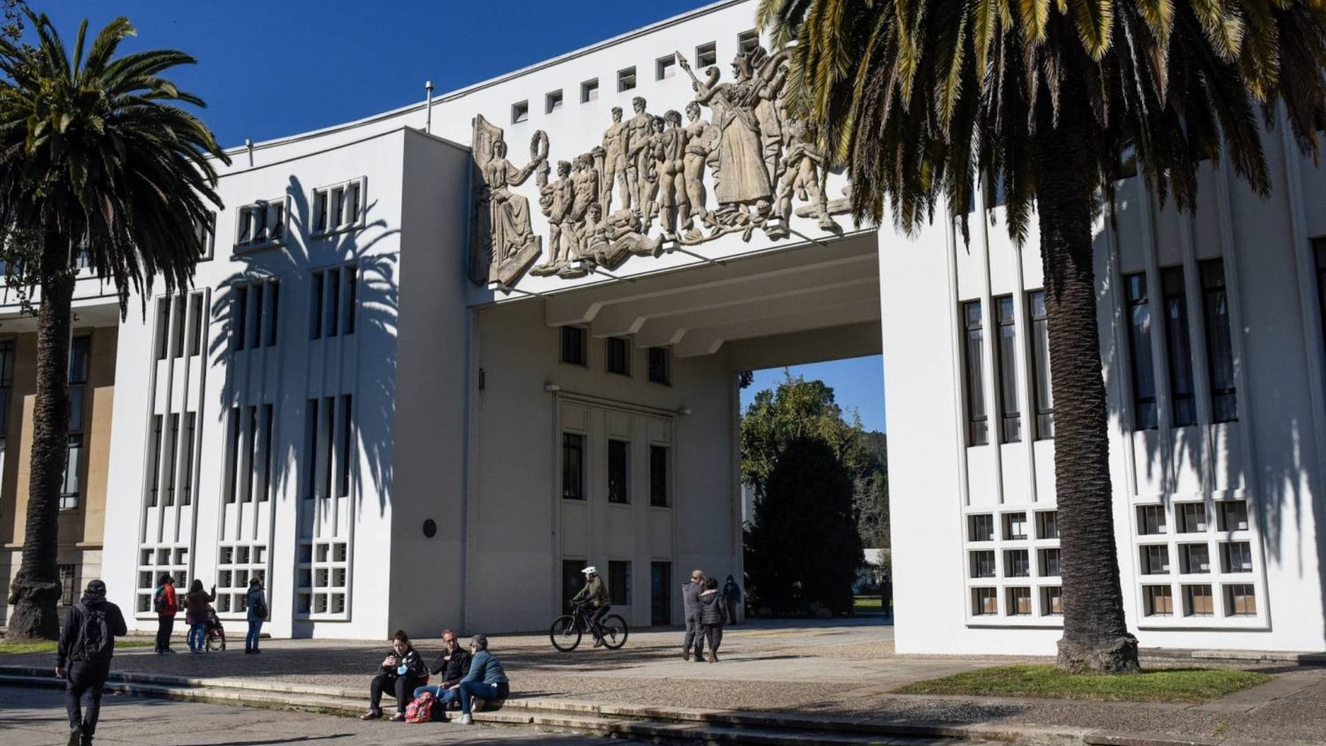 Guardia relata ataque ocurrido en campus de la Universidad de Concepción