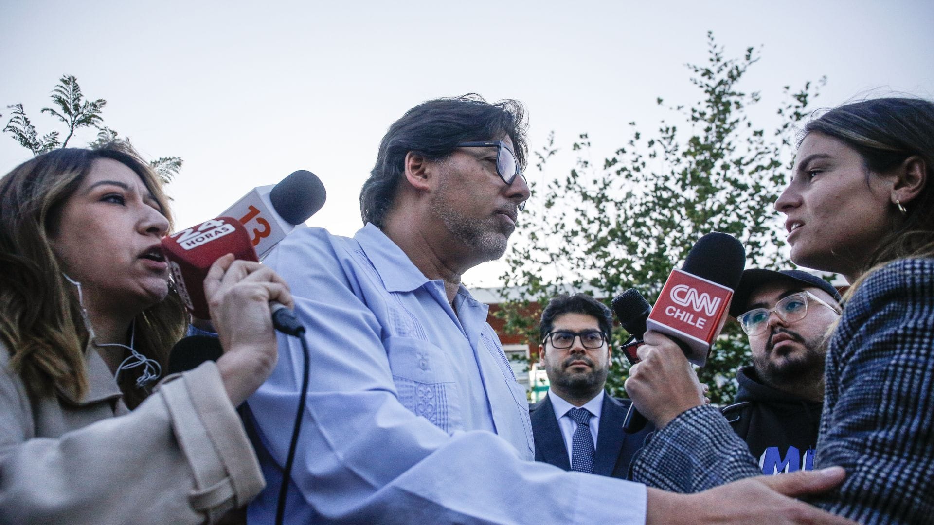 Daniel Jadue explica por qué le bajó el micrófono a periodista y revela qué le dijo