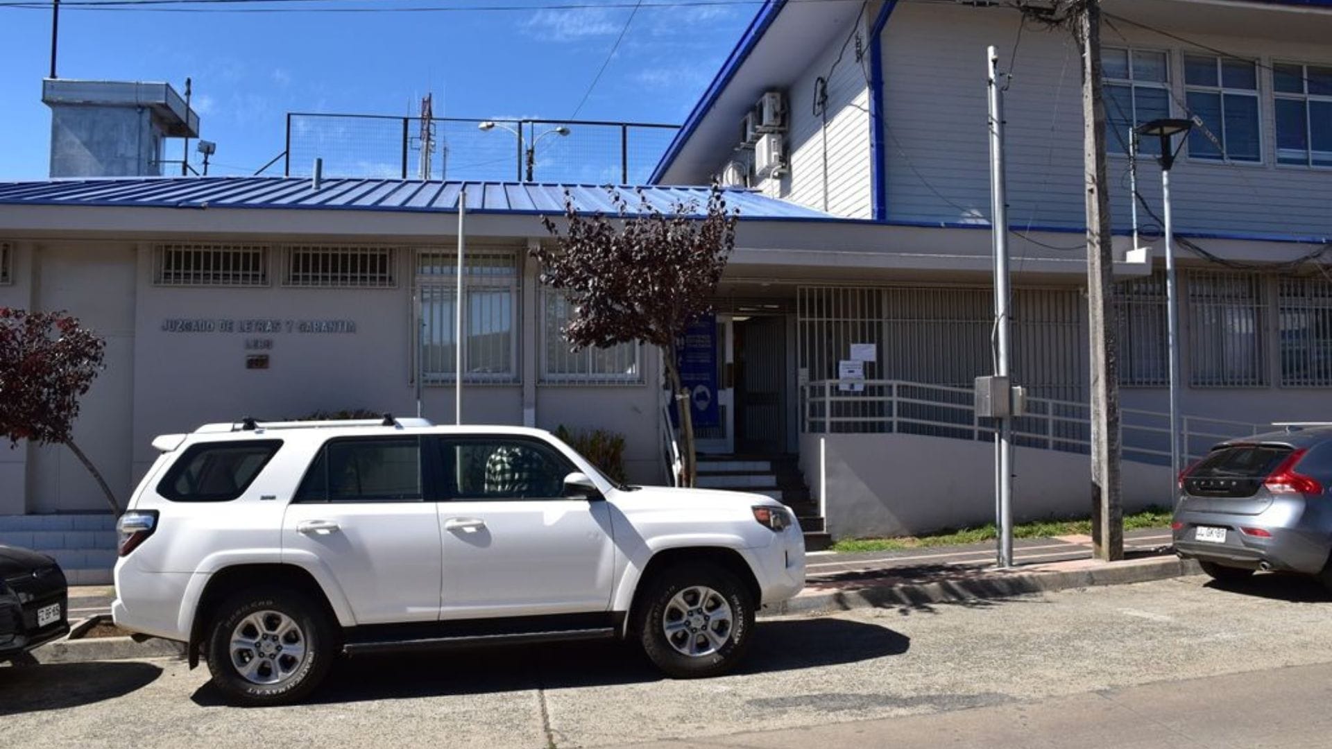 Lebu: Detienen a director de colegio por presunta violación y abuso sexual de menor