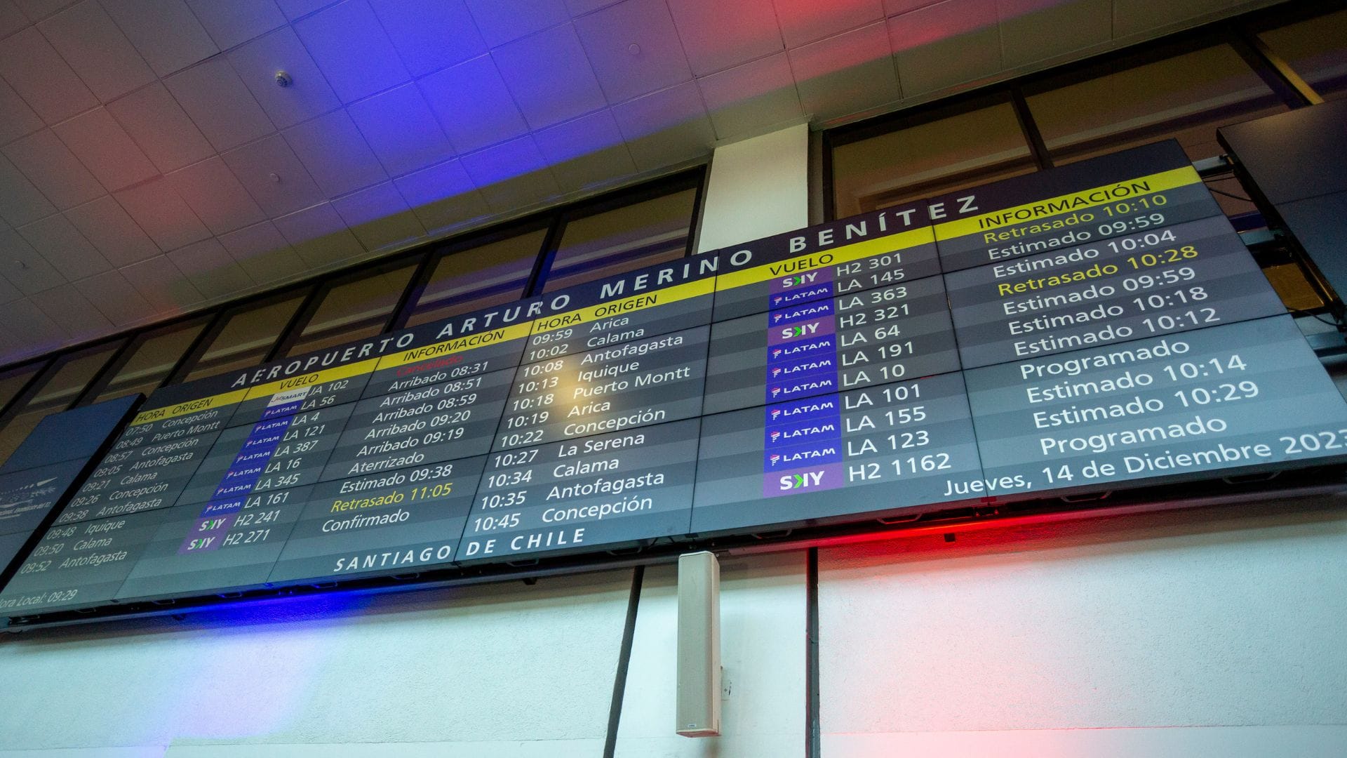 Suspenden operaciones en Aeropuerto de Santiago: Generó derivación de vuelos a Concepción