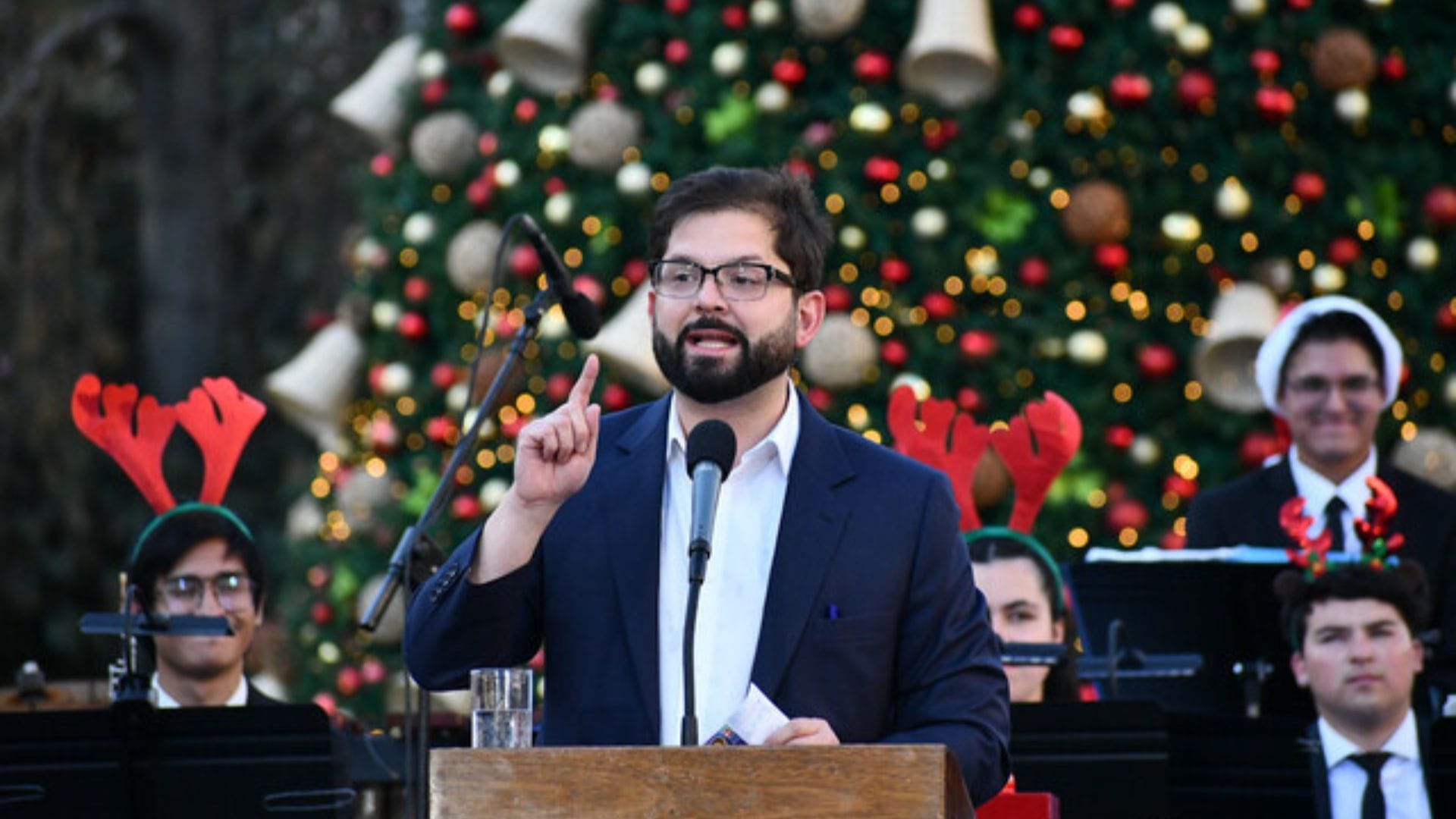 Familia de presidente Gabriel Boric sufrió robo de regalos de navidad