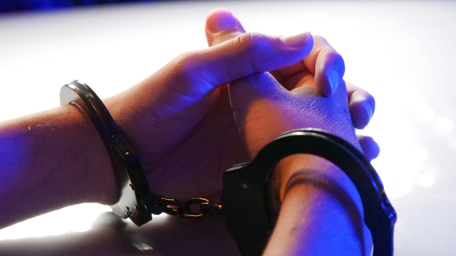 Decretan arresto domiciliario nocturno contra excarabinero por muerte de Rodrigo Puga