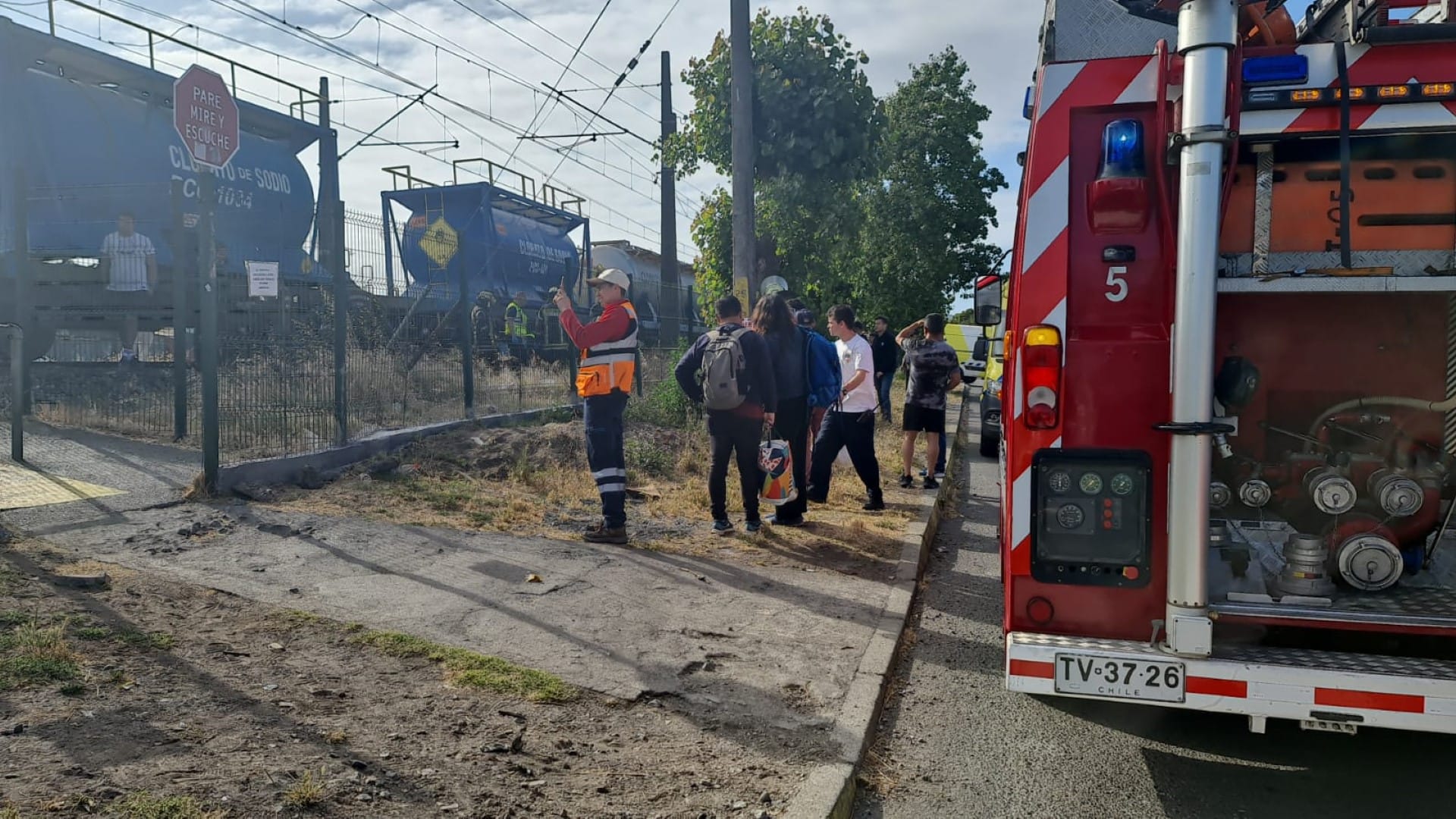 Persona fallece tras ser atropellada por tren de carga en sector Las Higueras de Talcahuano