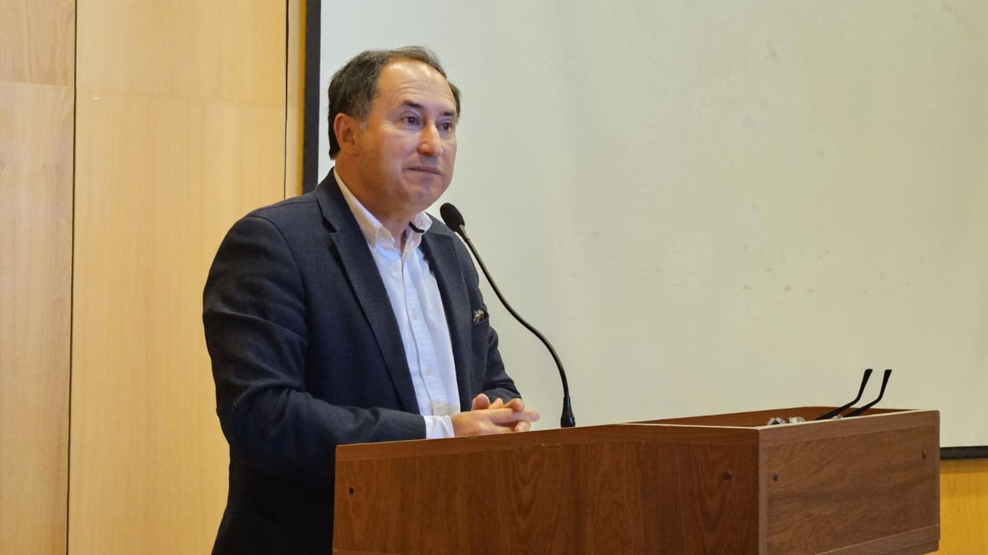 Consejero regional del Biobío Gabriel Torres se querella por robo de su vehículo: Aludió a “móvil político”