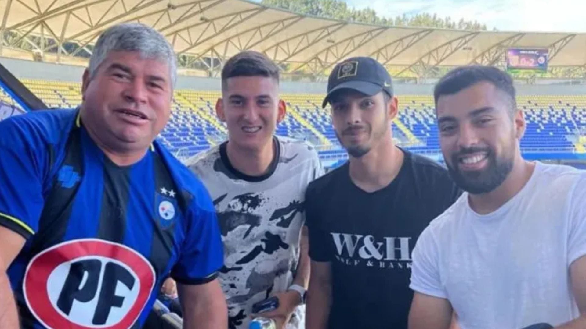 Pesar en el campeón del fútbol chileno: Falleció hincha de Huachipato que sufrió ACV en partido ante Audax