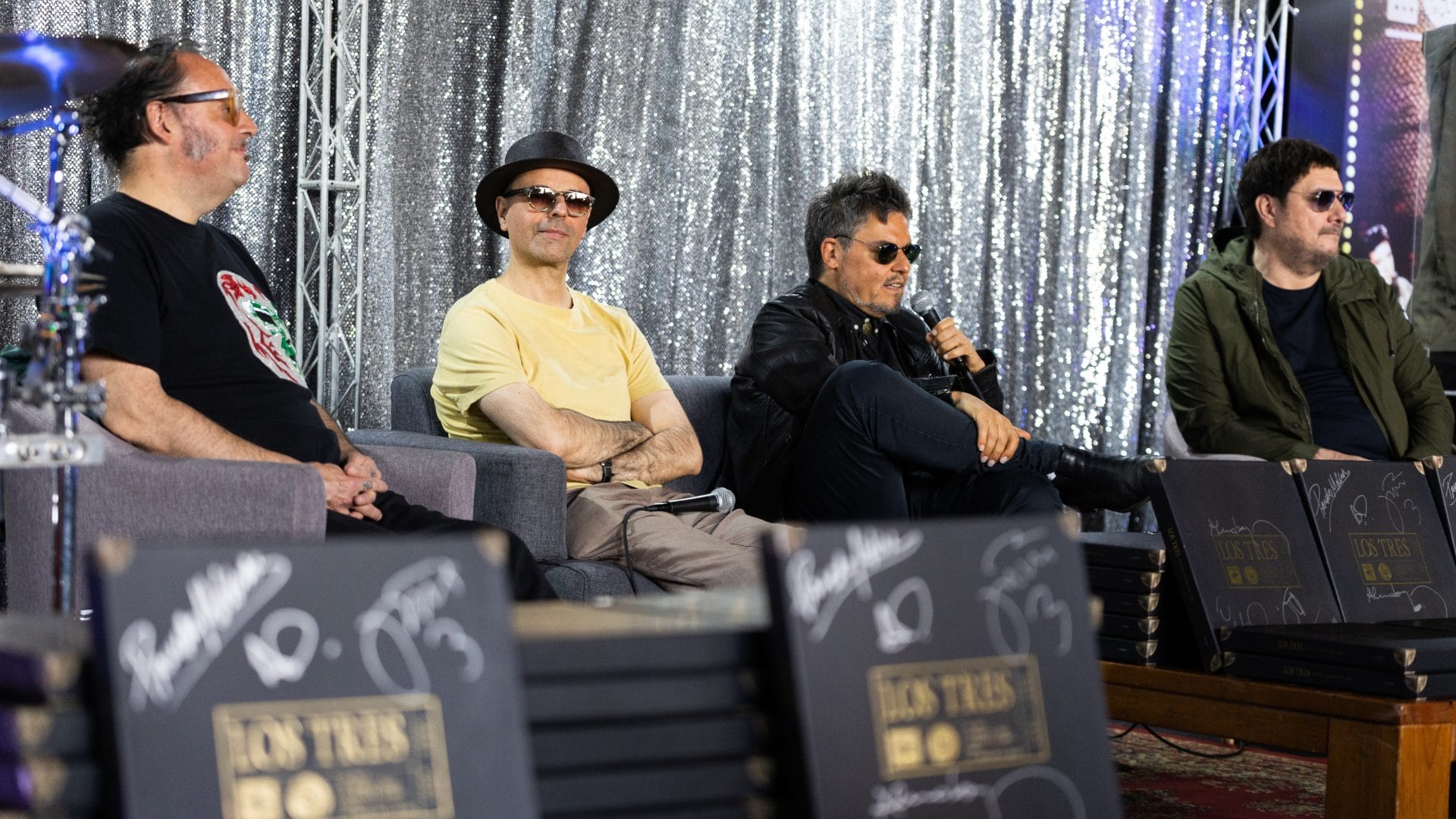 Los Tres de Concepción lanzan sus primeros álbumes en formato vinilo