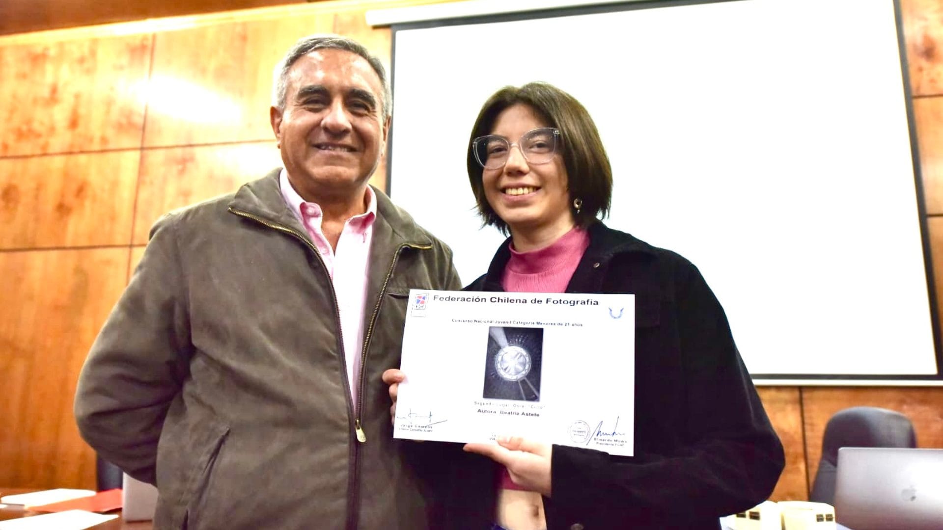 Estudiante de Santo Tomás Concepción obtuvo medalla de oro en concurso internacional de fotografía