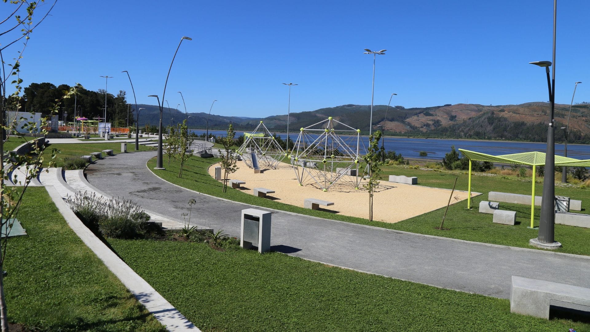 Chiguayante aprueba ordenanza que prohíbe fumar en el Parque Ribera Biobío