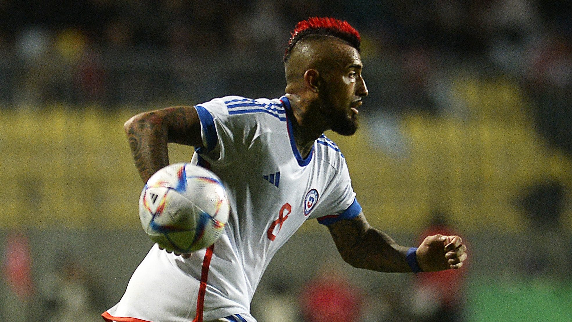 El tira y afloja de Arturo Vidal con Colo Colo: el King aún no da el sí para volver al fútbol chileno