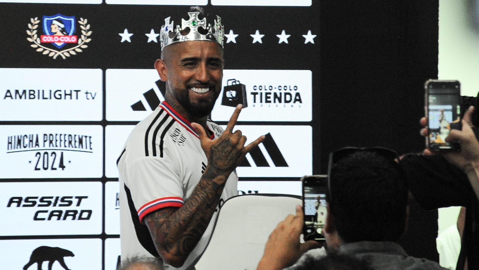 La jocosa respuesta de Arturo Vidal a Marcelo Díaz: “Veremos quien está más feliz a fin de año”