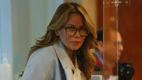 Sigue en la cárcel: Mantienen prisión preventiva para Cathy Barriga