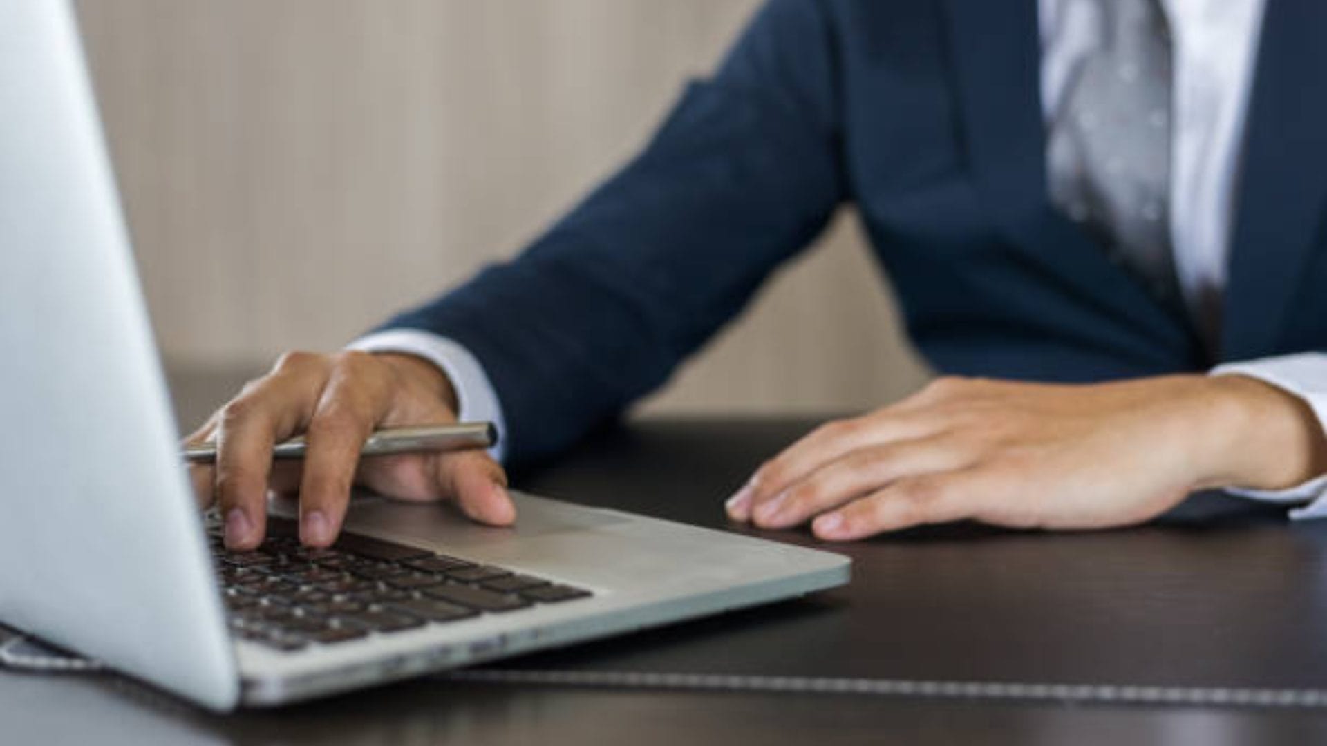 Acercando oportunidades de crecimiento profesional a distancia