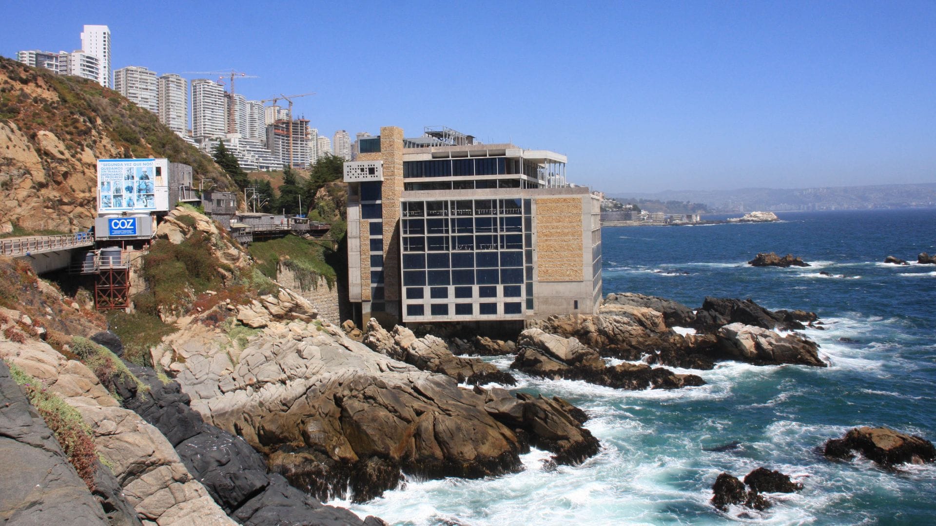 Hotel Punta Piqueros deberá ser demolido por incumplir normas urbanísticas