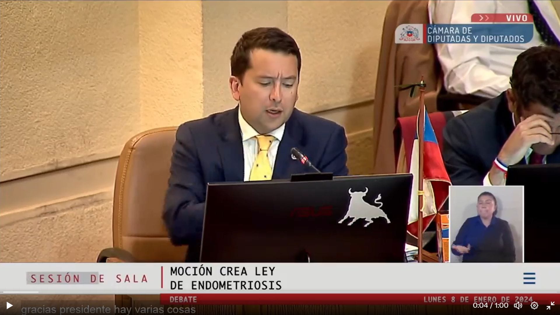Diputado Araya desató críticas: Comparó dolor de la endometriosis con recibir una patada en los testículos