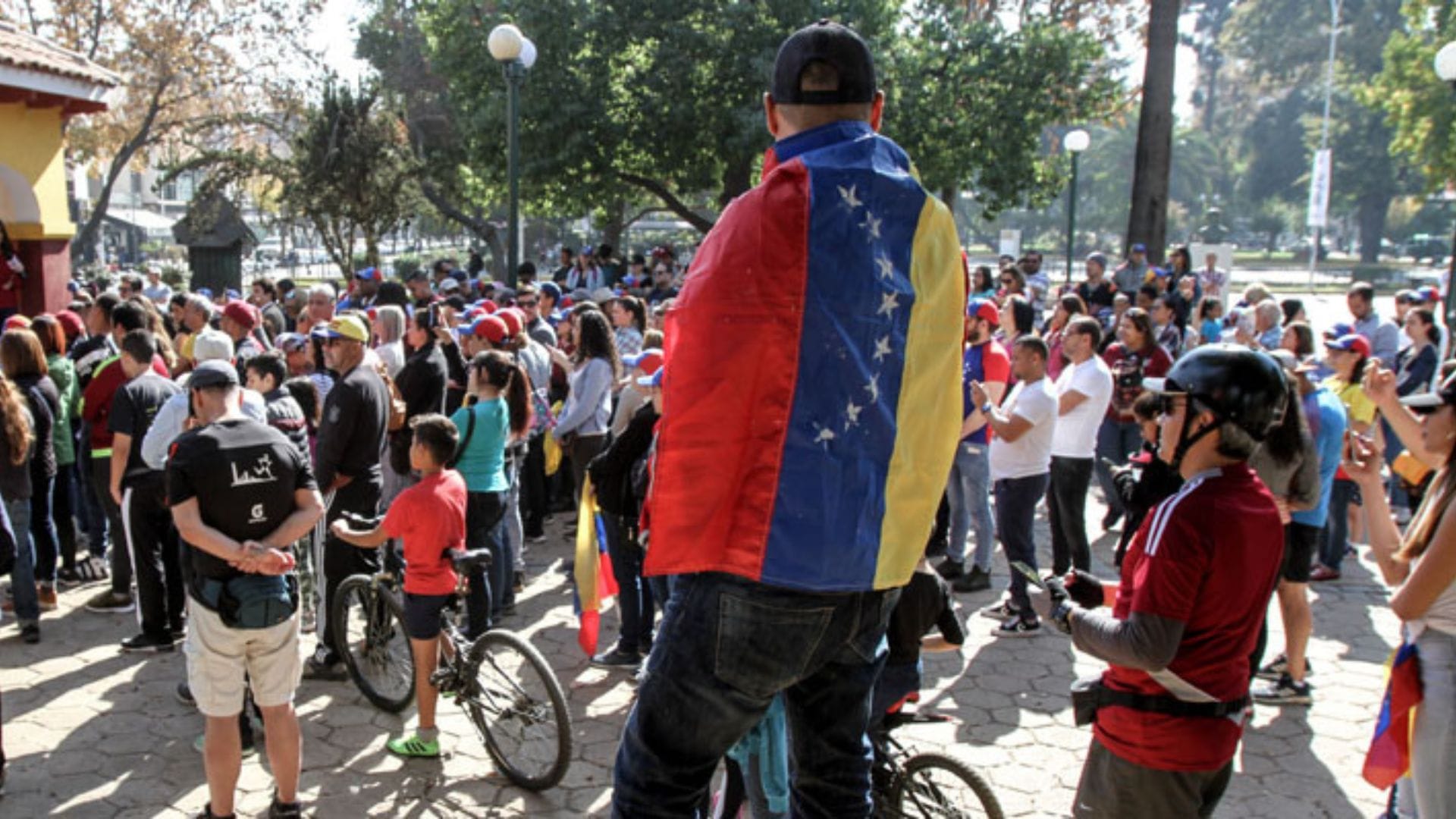 INE: Revelan cuántos extranjeros residen en Chile y de dónde provienen