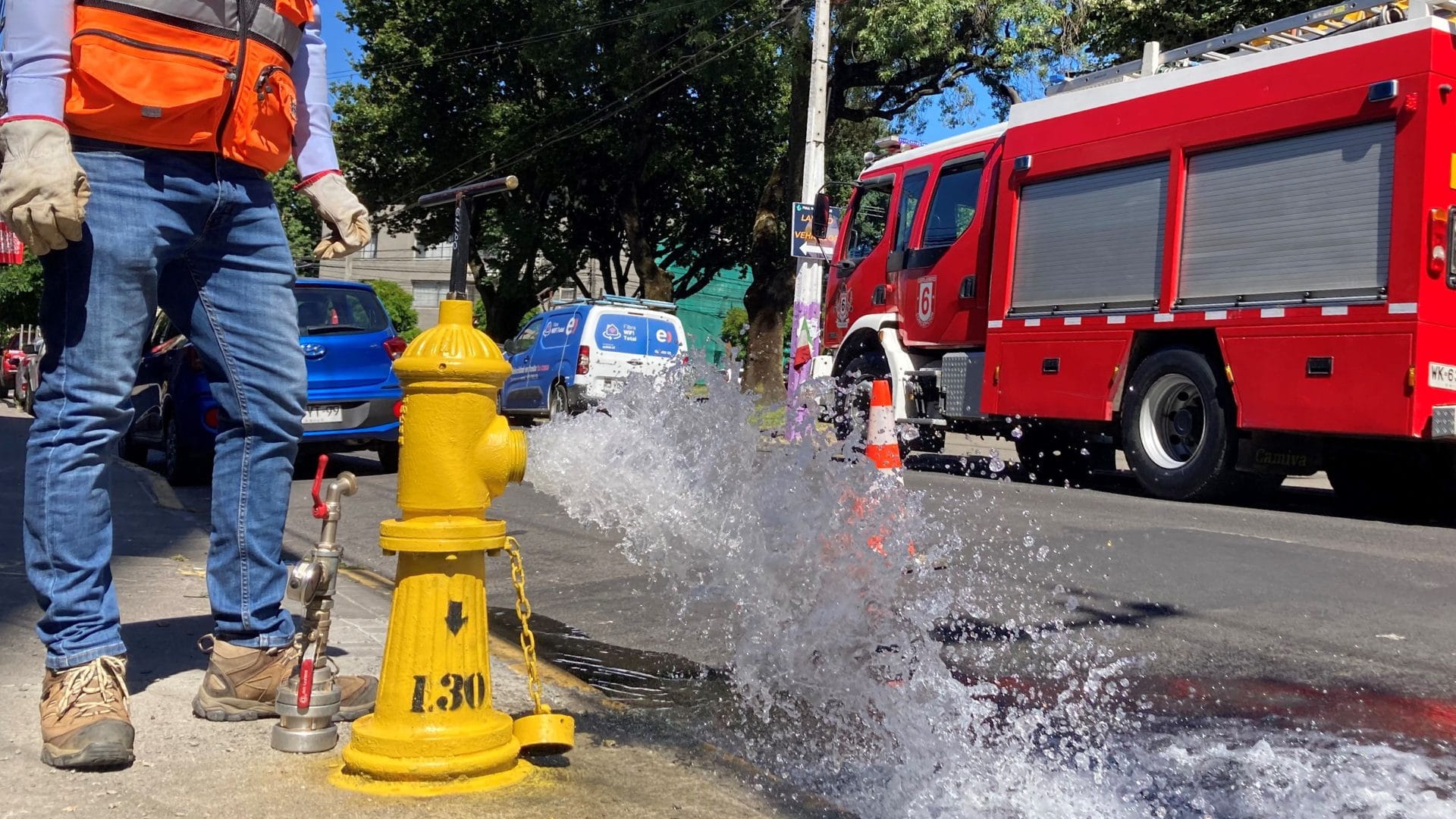 Cerca de 60 mil litros de agua en una hora se desperdician por cada apertura ilegal de grifos en el Biobío