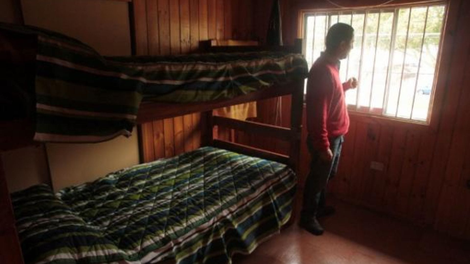 Pugna por cierre de la Hospedería Esteban Gumucio llega a la justicia: Sostienen que documento faltante no sería necesario
