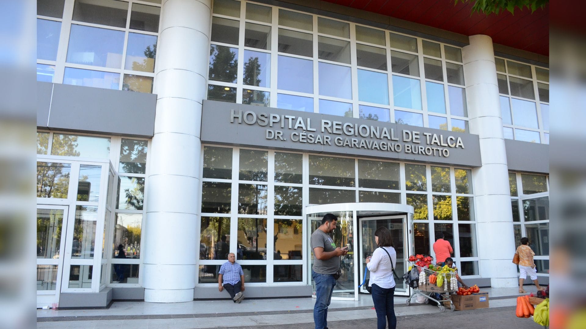 Talca: Neurocirujana frenó su postnatal para atender a niño en grave estado de salud