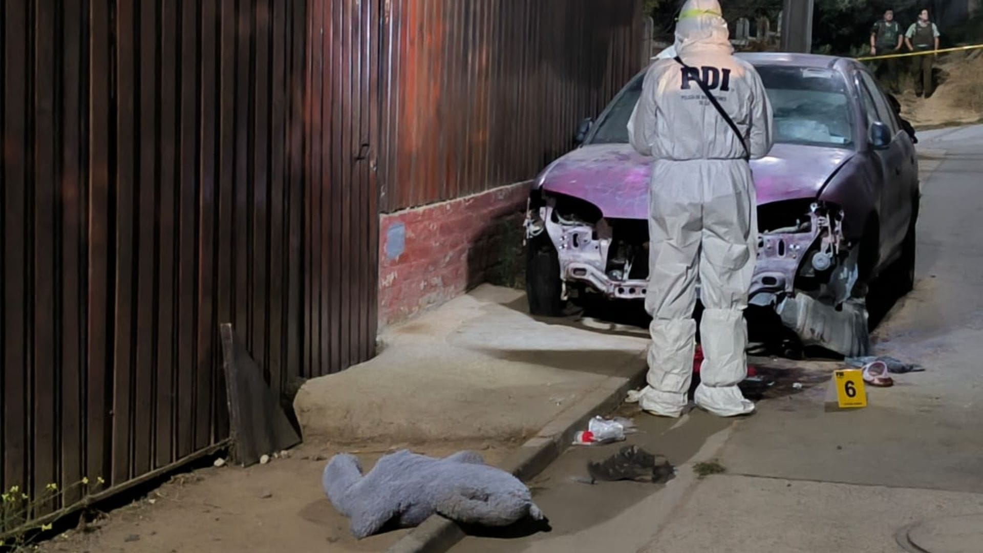 Familia fue atacada por encapuchados: Una mujer fallecida y dos adultos heridos de gravedad dejó balacera en Quilpué