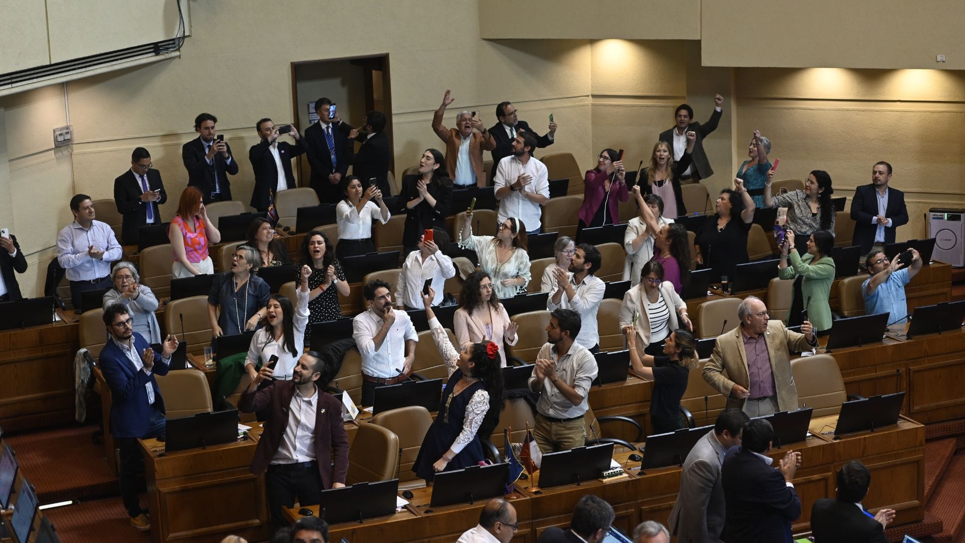 Cámara aprueba idea de legislar reforma de pensiones impulsada por el Gobierno: quién votó a favor o en contra