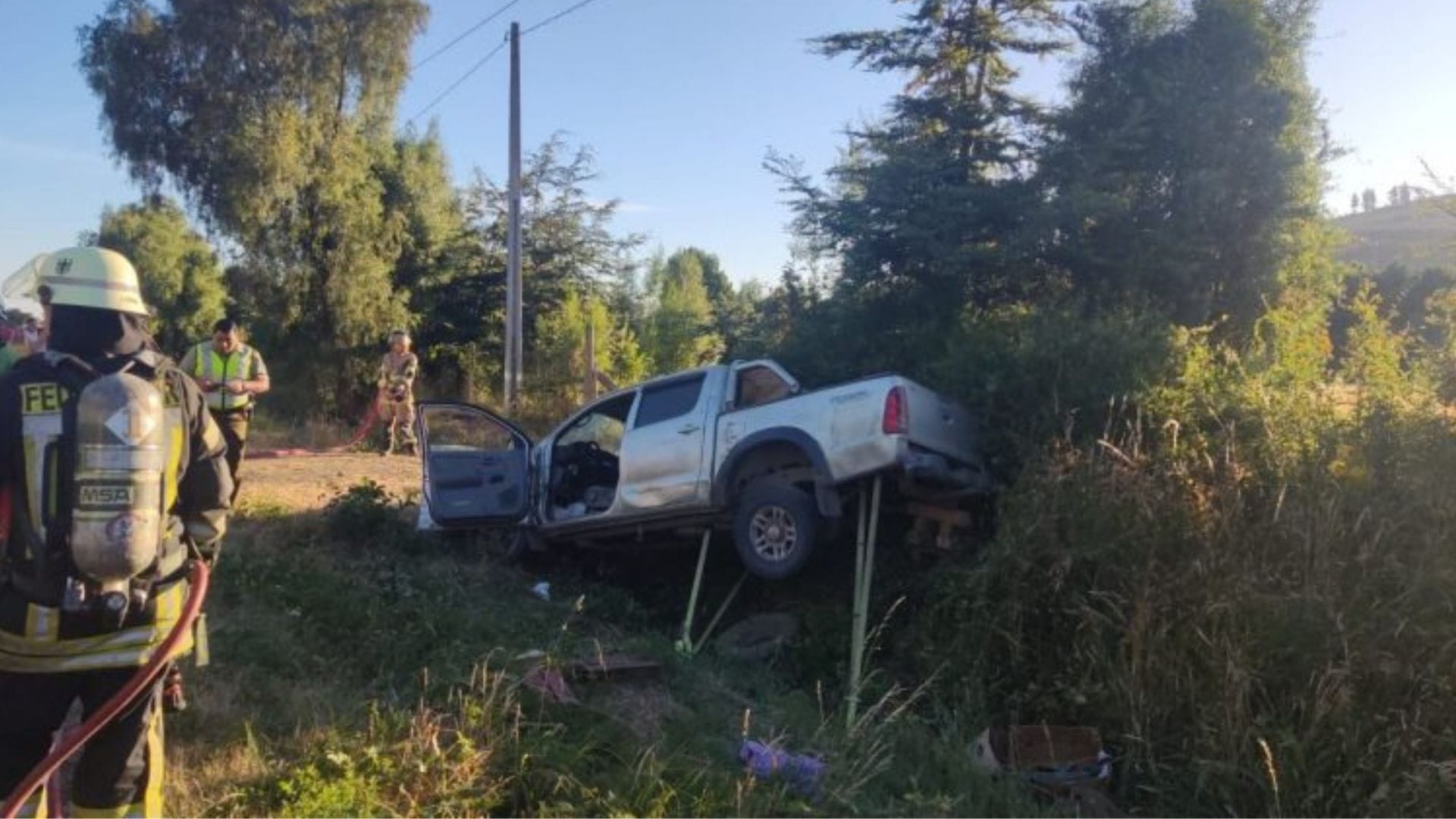 Camioneta terminó a un costado del camino: Conductor de 62 años muere tras accidente vehicular en Paillaco