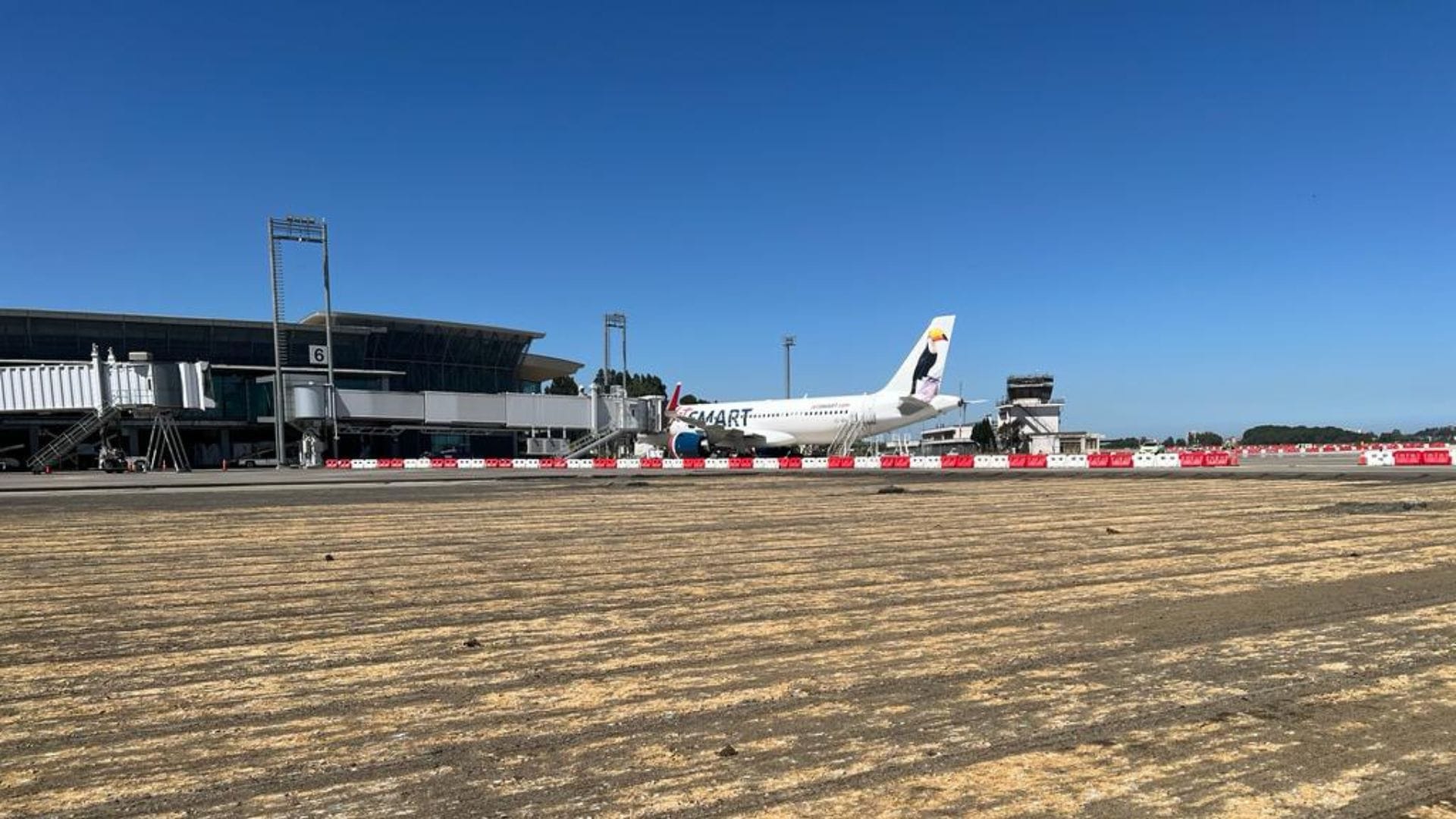 Avanzan trabajos en el Aeropuerto Carriel Sur ante el retorno de vuelos internacionales al Biobío