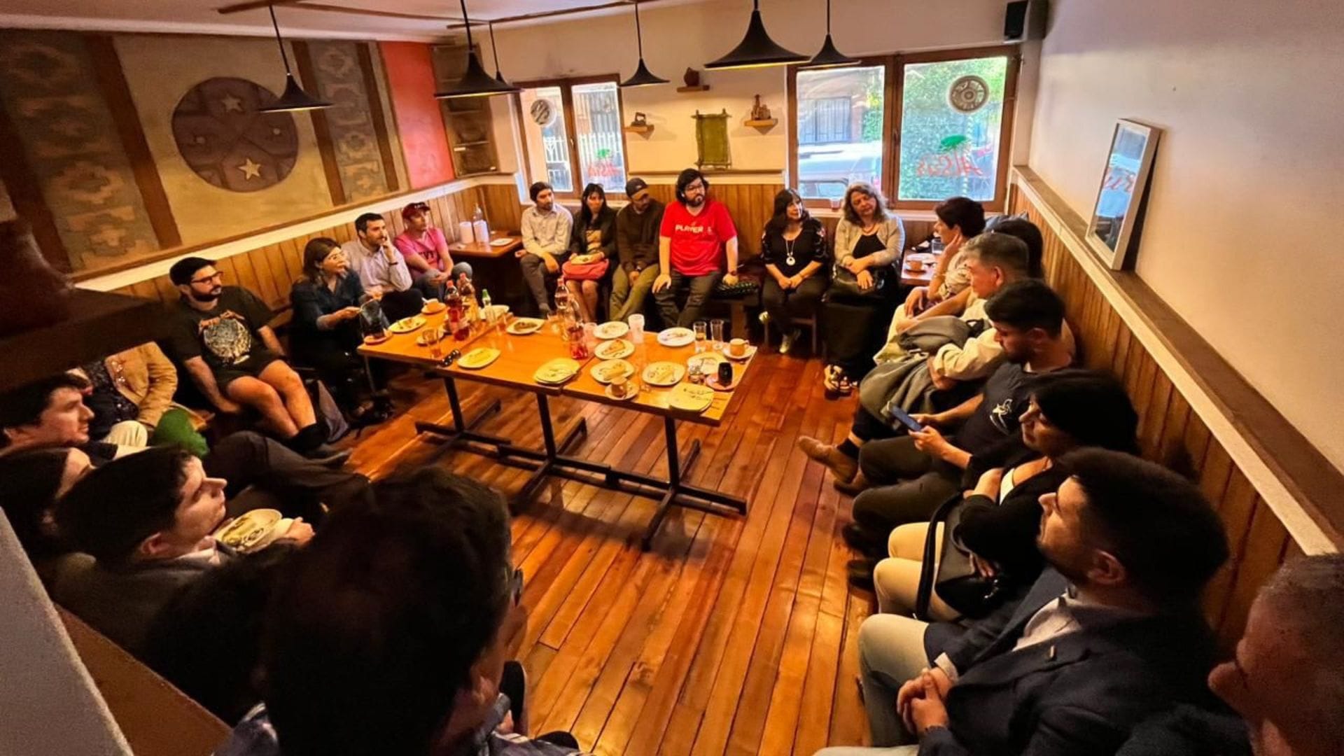 RD Biobío realiza café de desagravio al ex seremi de Medio Ambiente Óscar Reicher