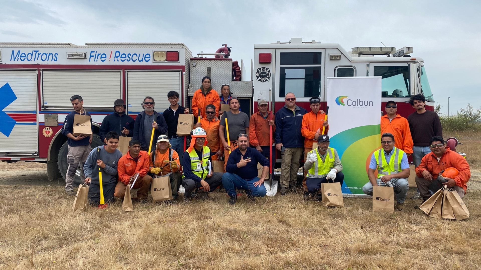 Colbún capacitó a “leñeros ecológicos” de Coronel para prevenir incendios forestales