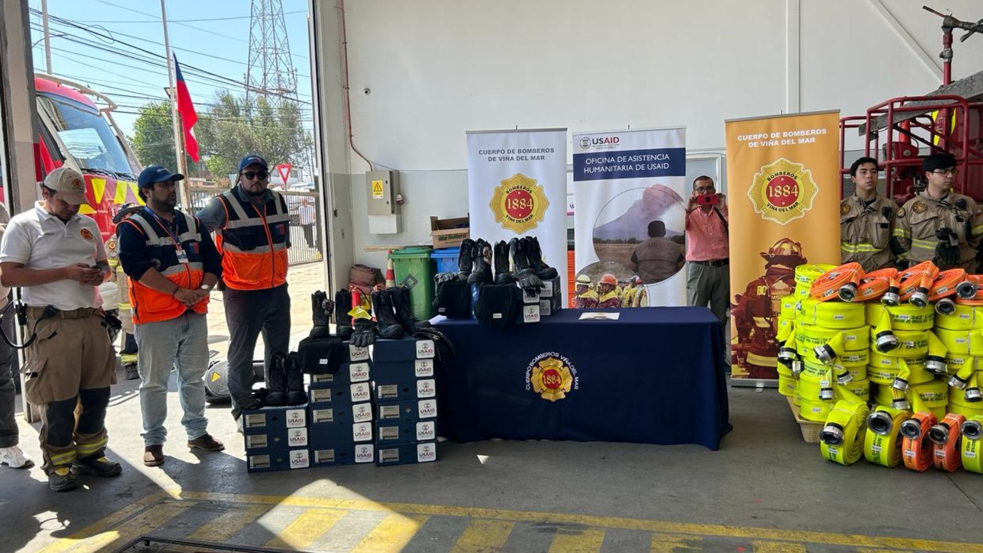 Cuerpo de Bomberos de Viña del Mar recibe millonaria donación en equipamiento por parte del Gobierno de EE.UU