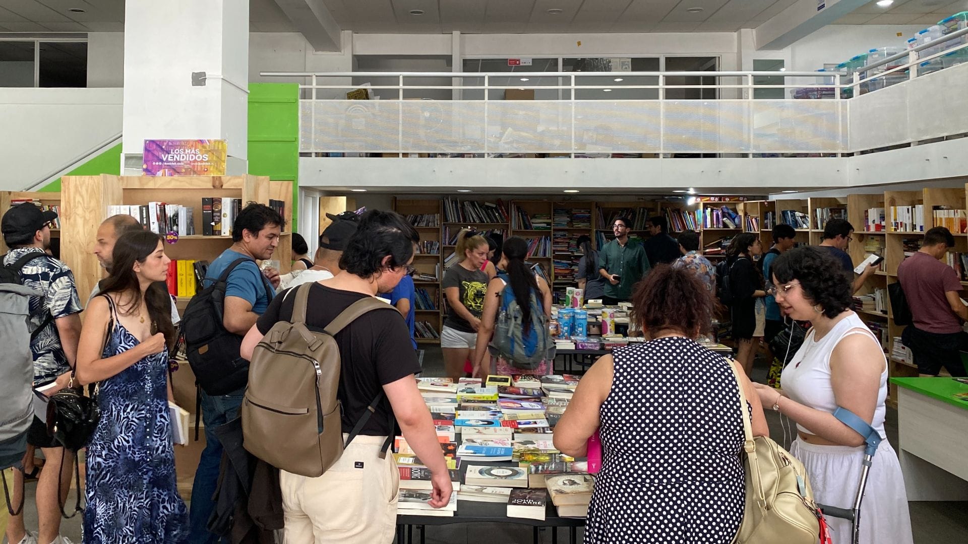 Popular librería de Concepción inauguró nuevo local en el centro penquista
