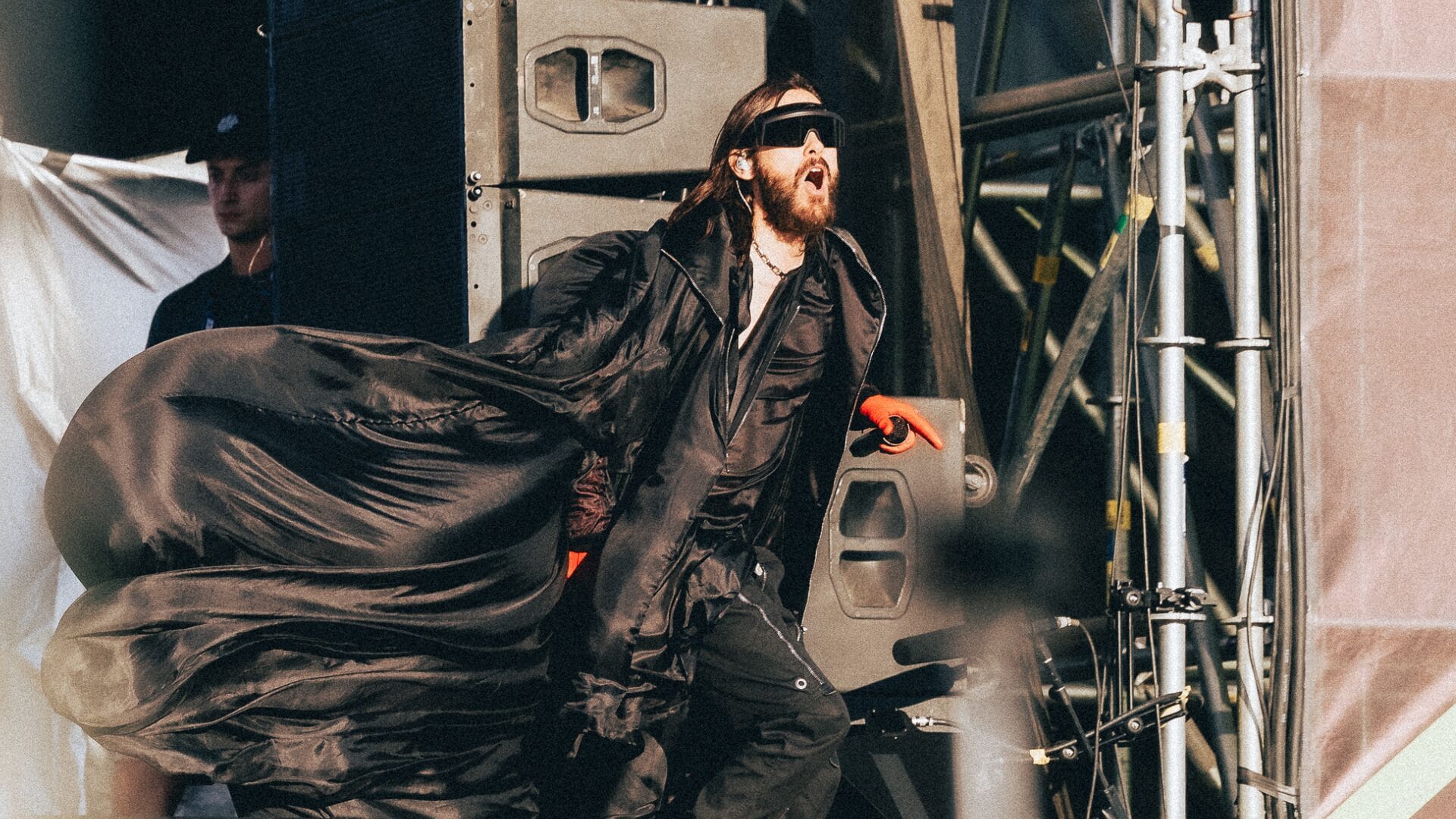 Con fanáticos en el escenario cantando junto a Jared Leto: Así fue el show de 30 Seconds To Mars en Lollapalooza Chile