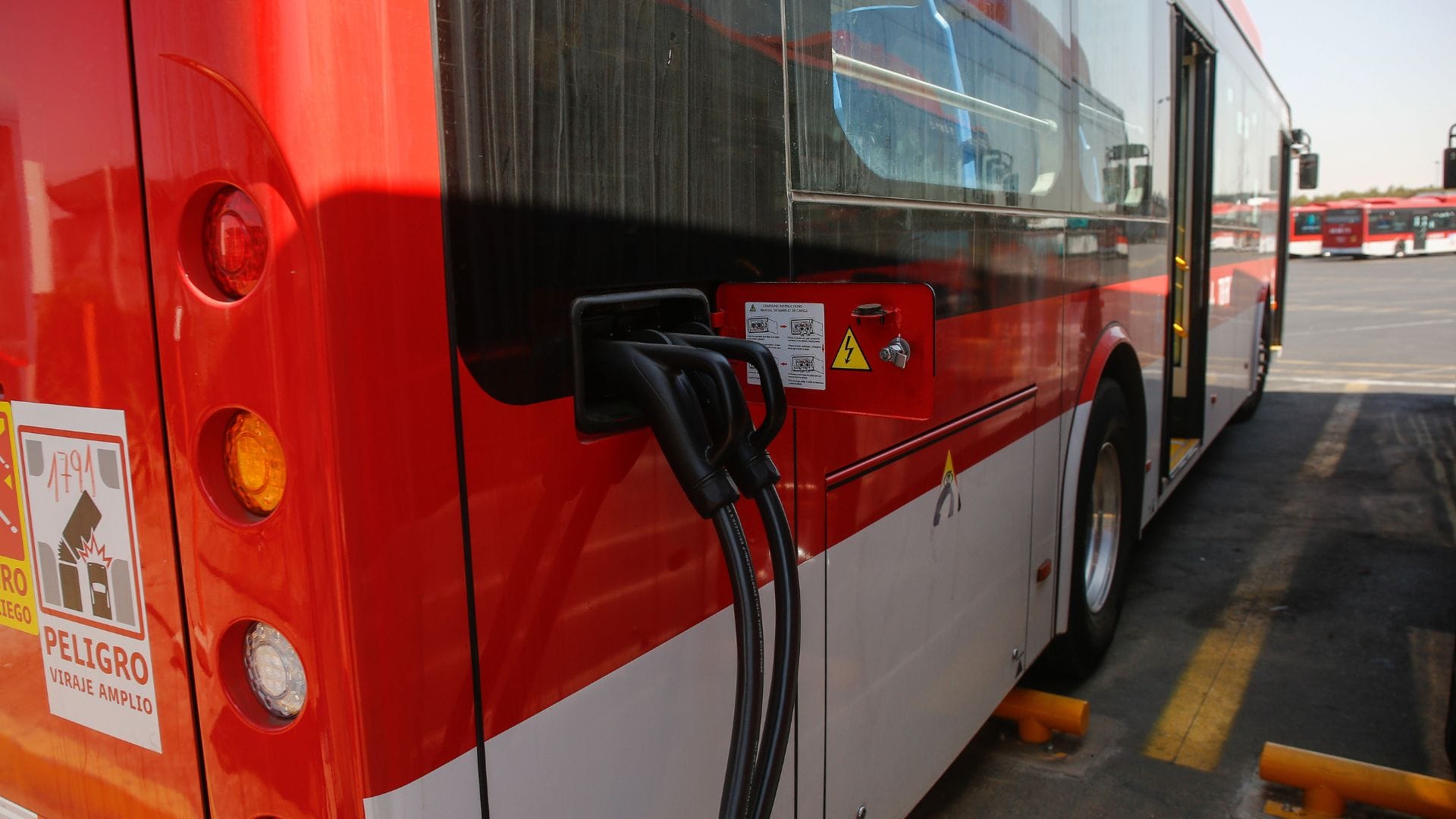 Editorial: Fallida licitación de buses eléctricos para Concepción, más que un traspié una vergüenza
