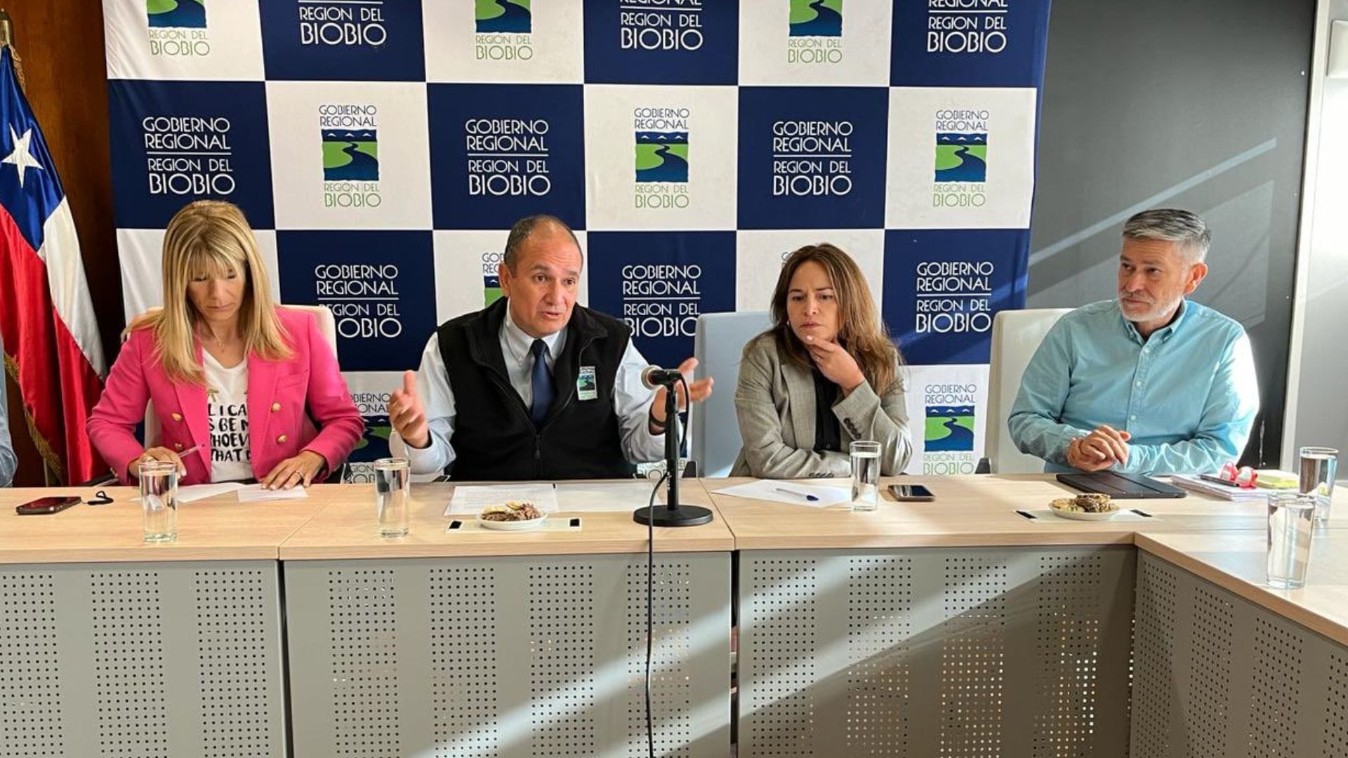 El potente espaldarazo de Demócratas a la repostulación de Rodrigo Díaz