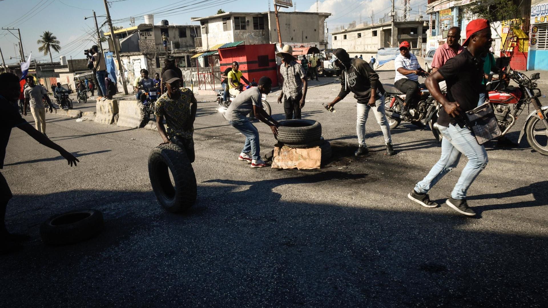 Más de 300 mil personas han huido de sus hogares: Las claves para entender la grave crisis de violencia en Haití