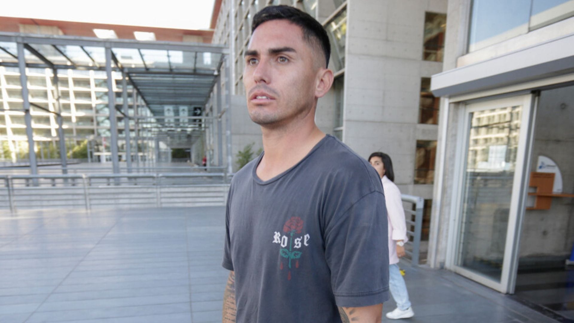 Con prohibición de acercarse a Faloon Larraguibel quedó Jean Paul Pineda tras ser formalizado por VIF