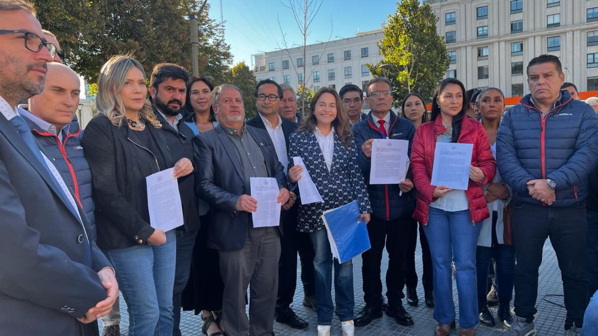Parlamentarios del Biobío buscarán Reforma Constitucional transitoria para aplicar salvaguarda al acero chino