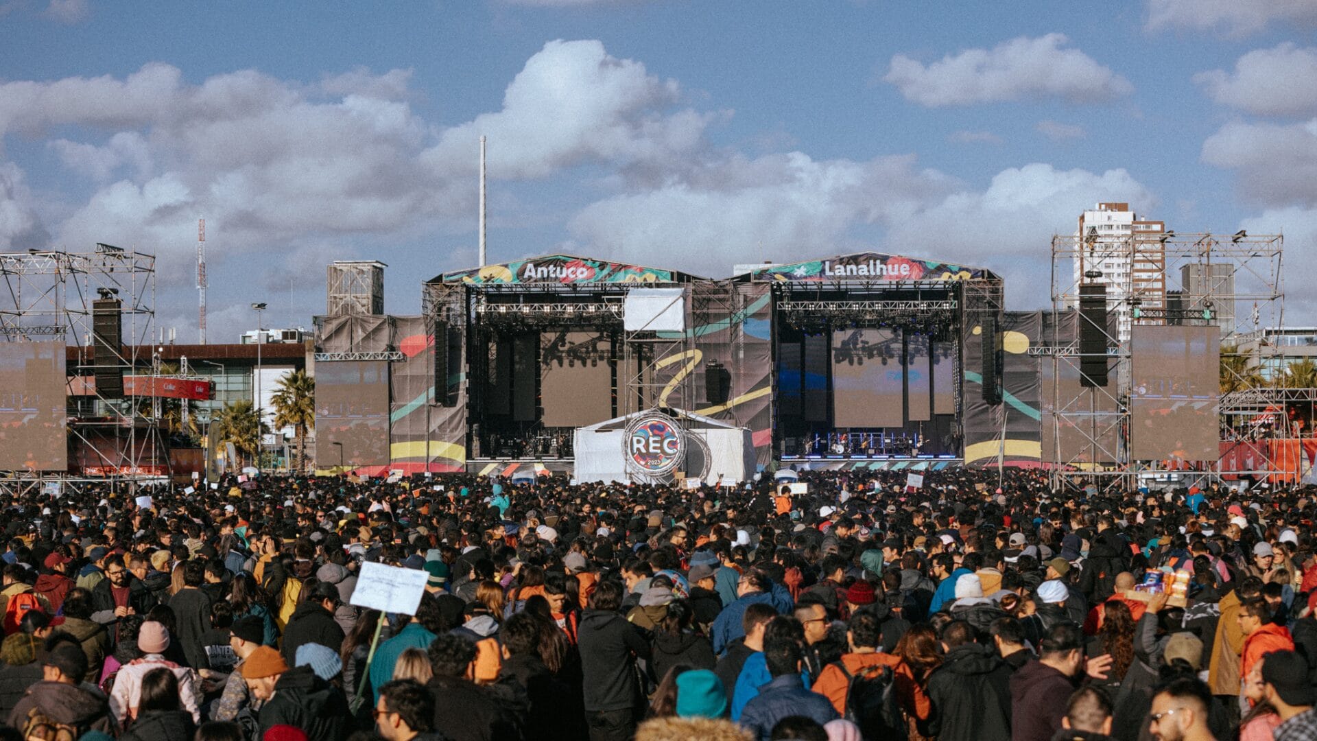 Inicia entrega virtual de tickets para usar espacio destinado a personas autistas en REC 2024: ¿Cómo obtenerlo?