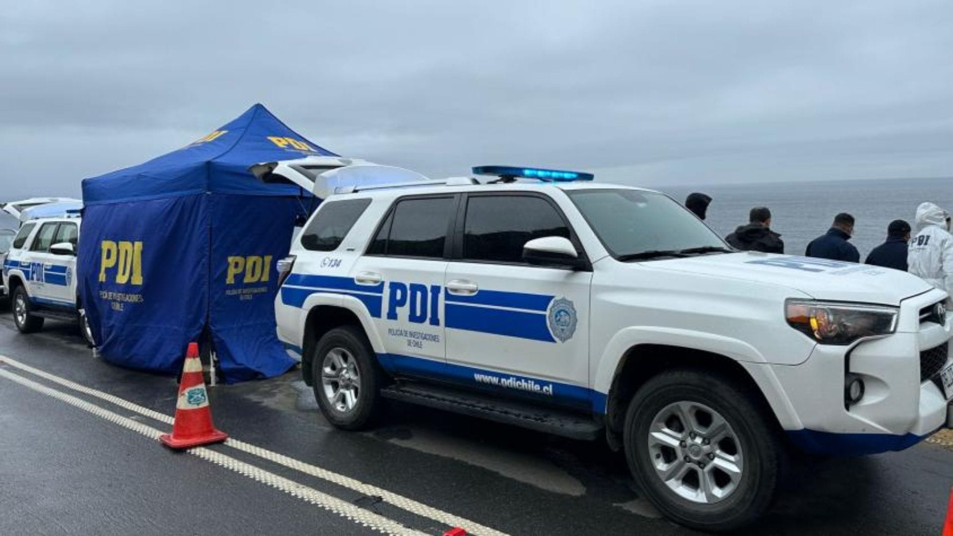 Investigan homicidio de joven: Concretó cita por aplicación y fue encontrado muerto en quebrada de Valdivia