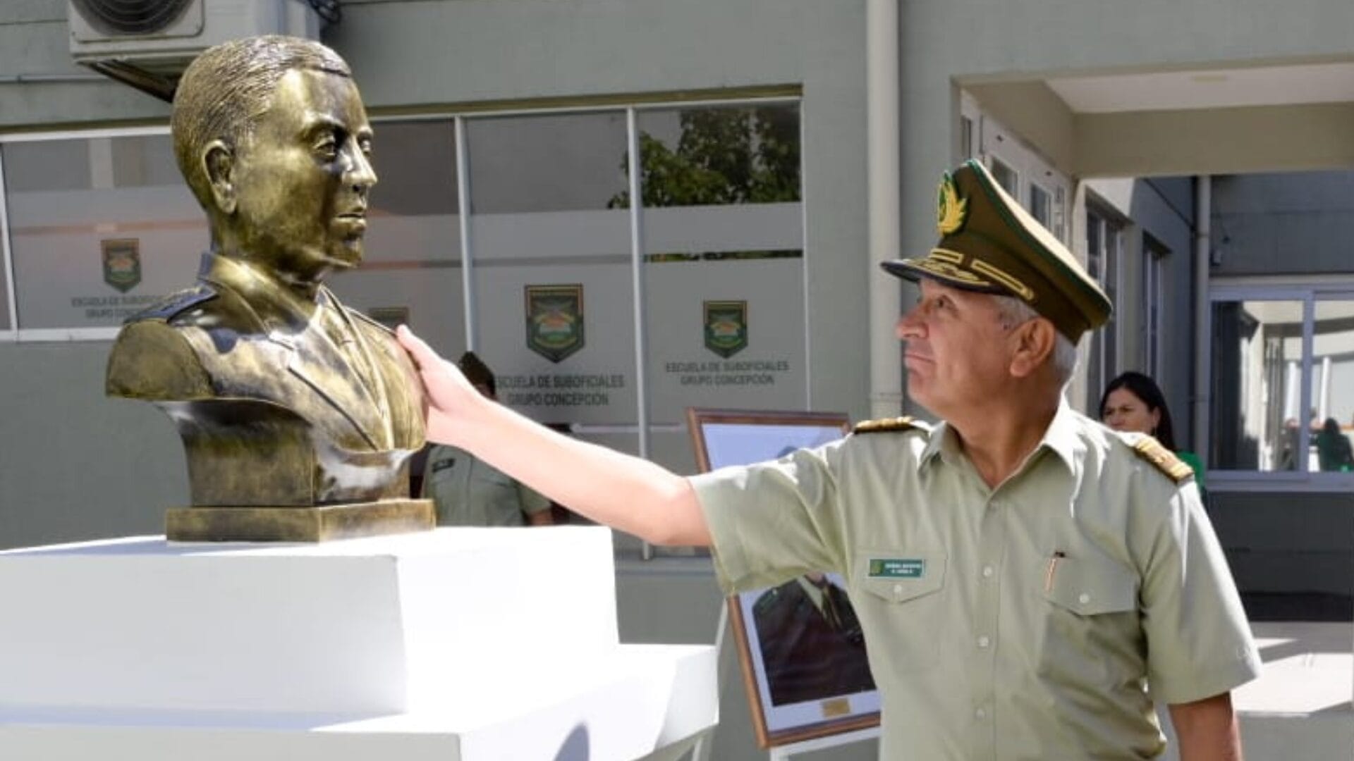 General Yáñez participó en homenaje a mártir de Carabineros en Concepción