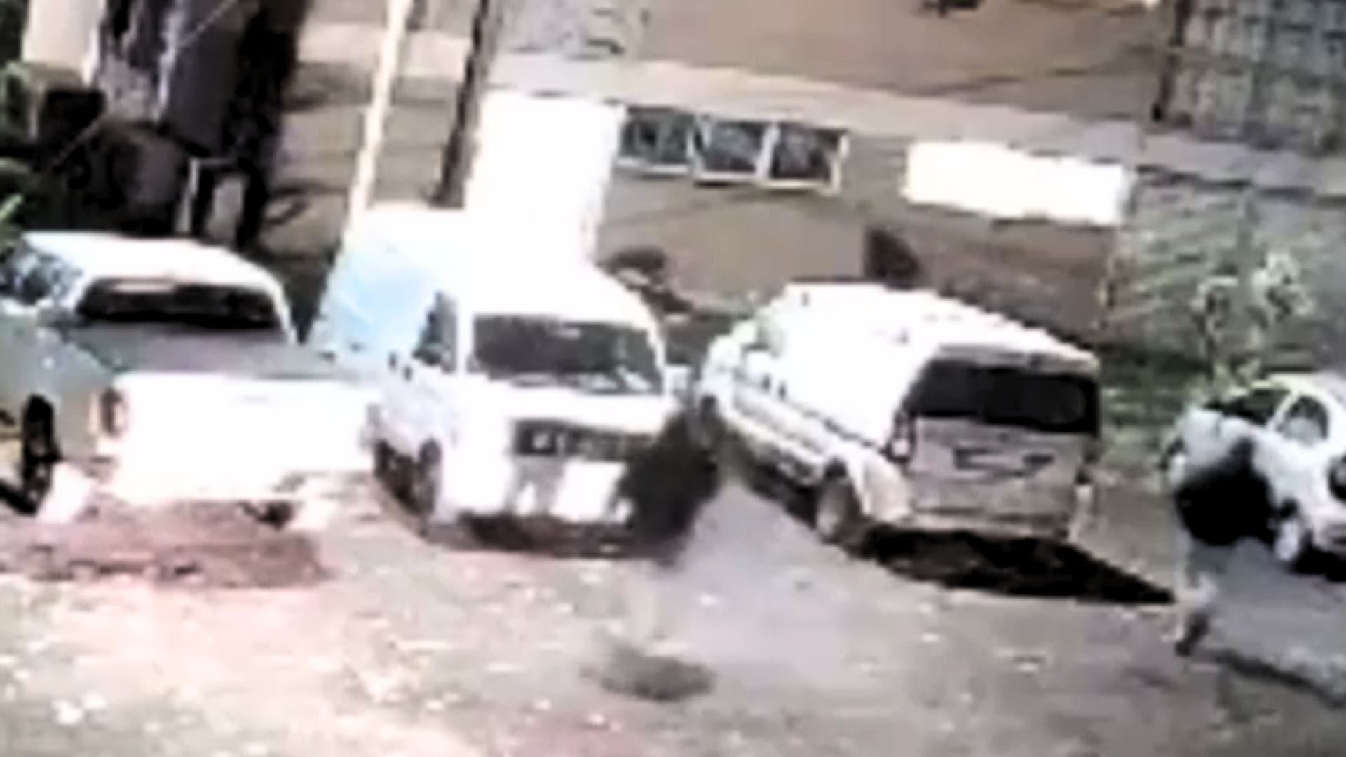 Mujer fue víctima de violento robo de vehículo en Concepción: Delincuentes la arrojaron al piso