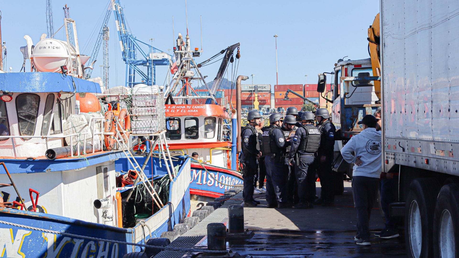 Terror en Muelle Artesanal de San Vicente: Encapuchados baleraron a dos pescadores