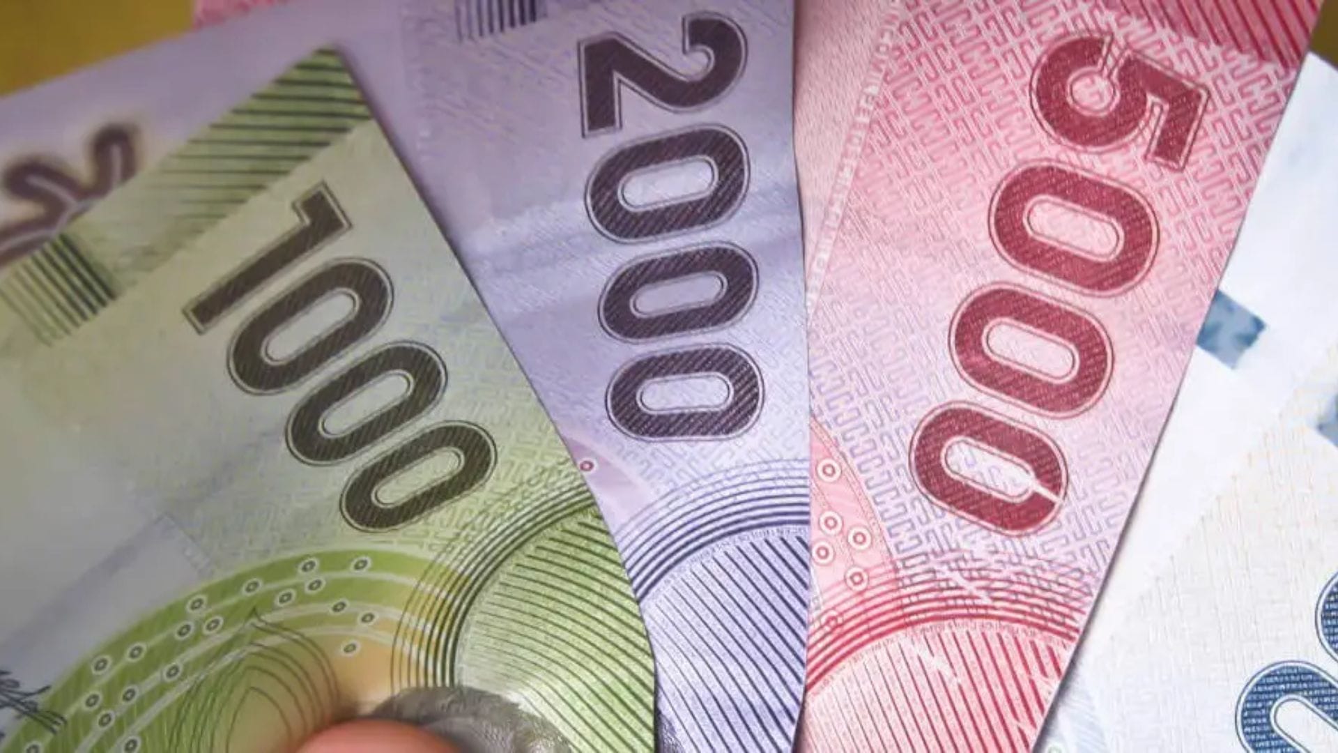 Impulsarán el incremento del sueldo mínimo a más de $600 mil antes del 2026