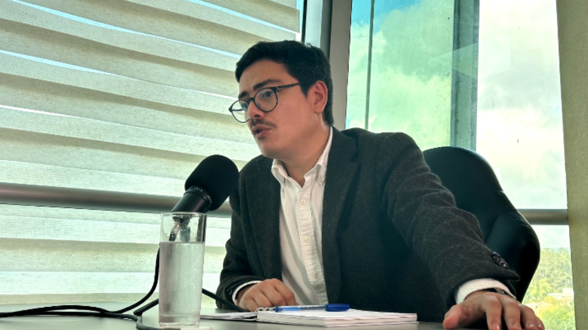 “La Región va en caída libre”: Fernando Peña, candidato a gobernador regional del Biobío