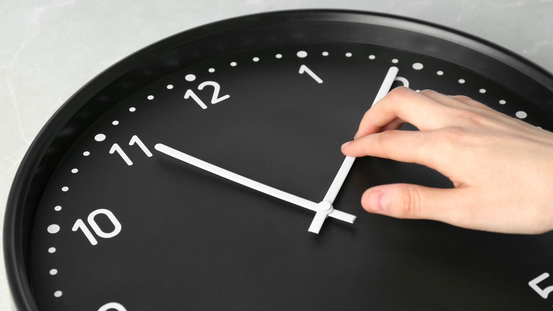Horario de invierno en Chile: Qué países aún cambian la hora y quiénes abandonaron esta práctica