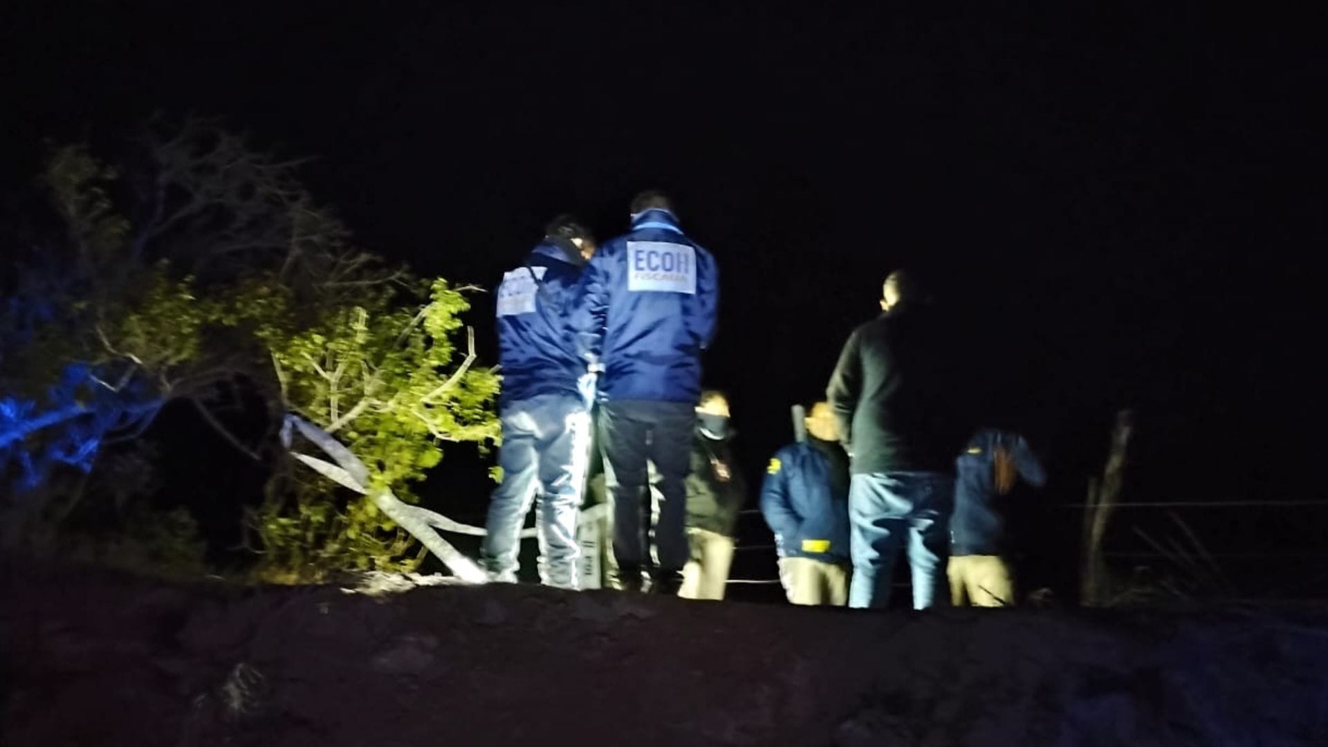 Tiene múltiples heridas de bala: Encuentran el cuerpo de un hombre a un costado de la ruta que une Los Vilos con Illapel