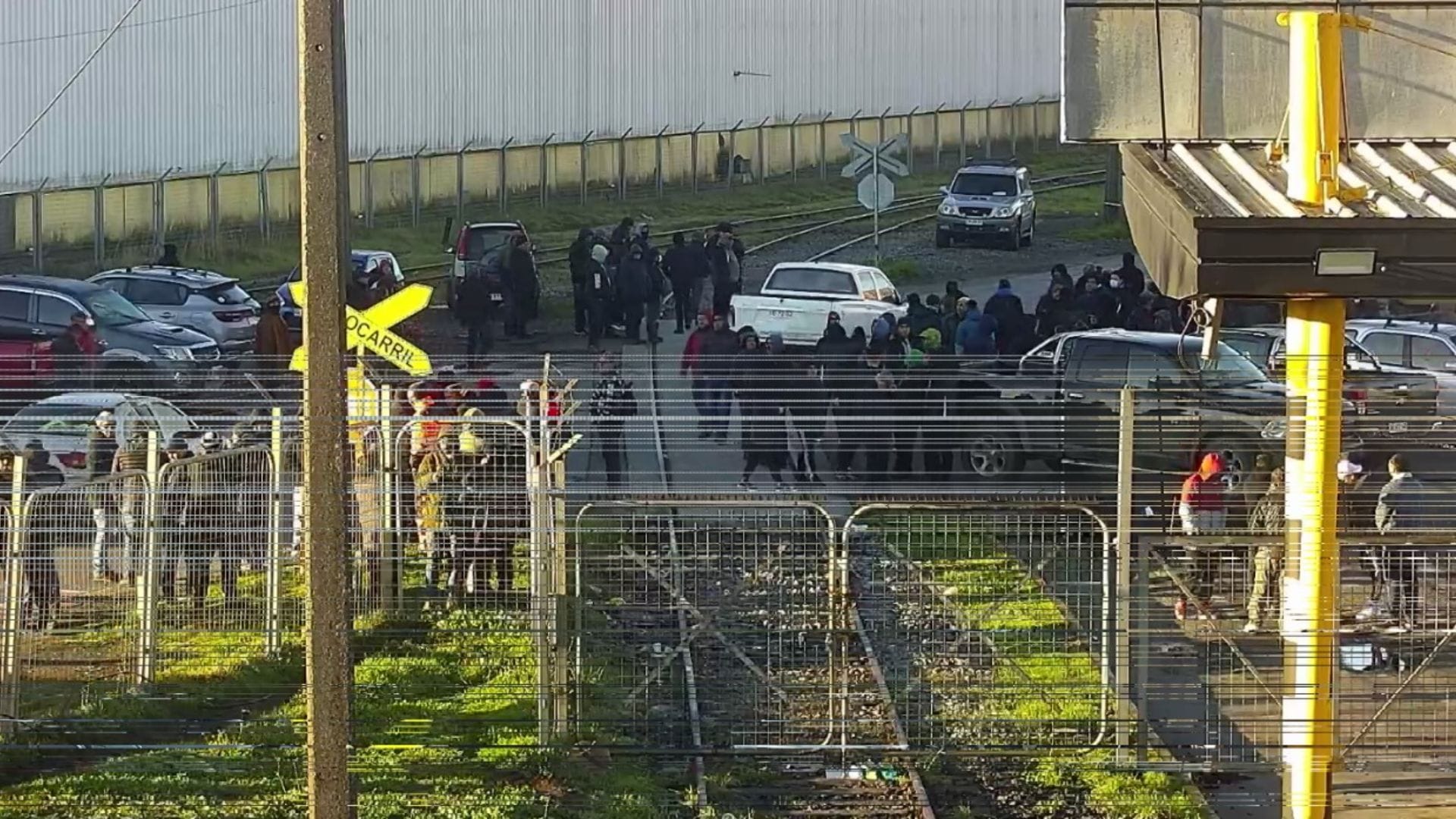 Cancillería y Contratistas abogan por cese de paralización en Puerto Coronel