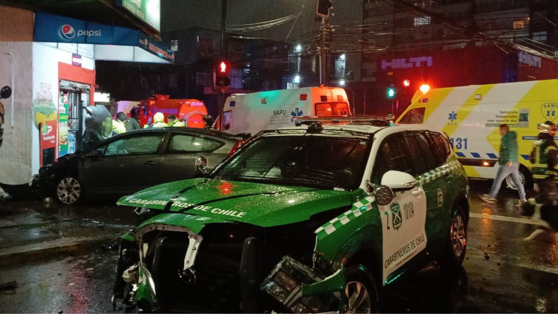 Tres Carabineros resultaron lesionados tras colisionar patrulla en Concepción