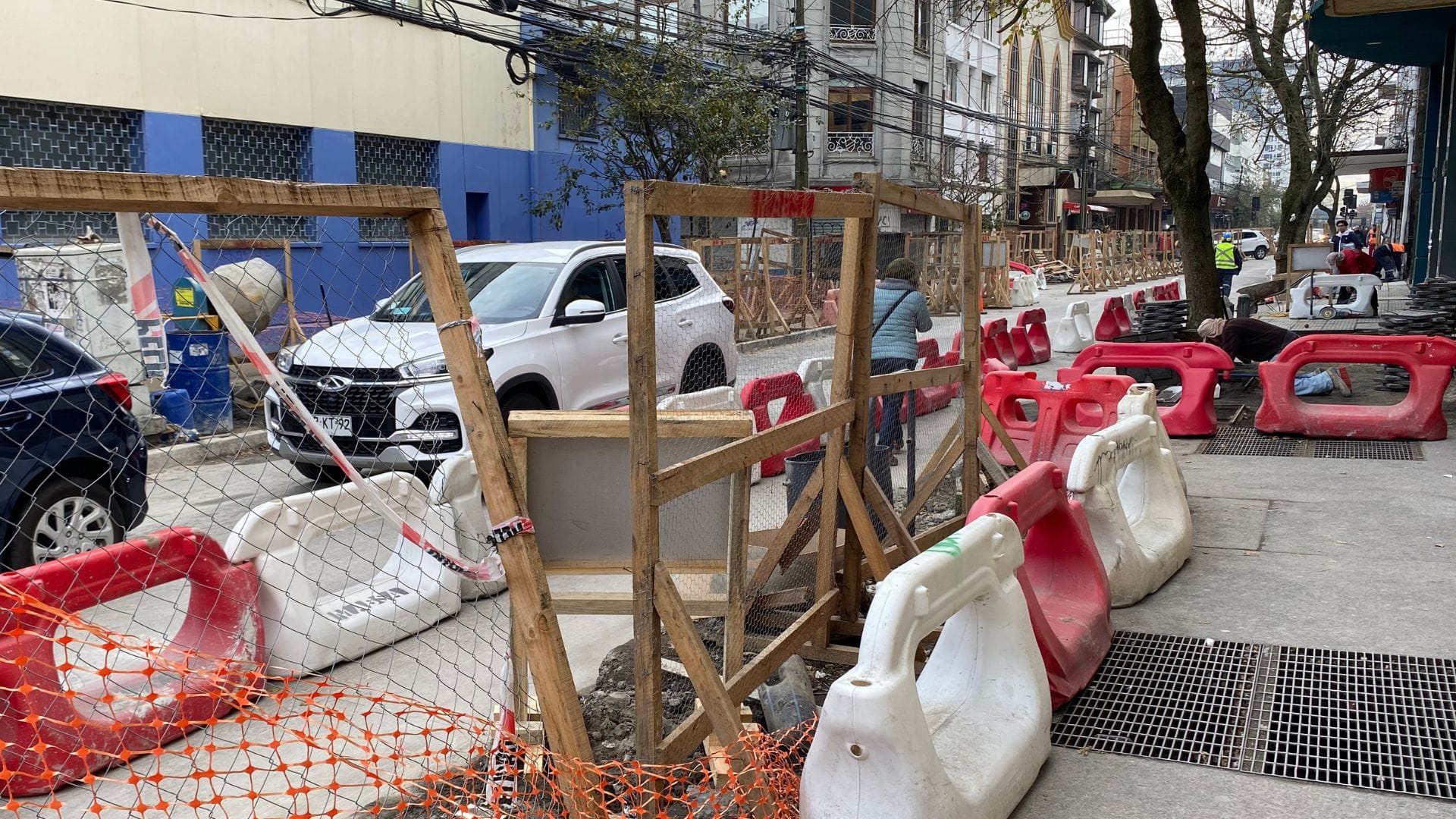 Reabren una pista de calle Angol en Concepción
