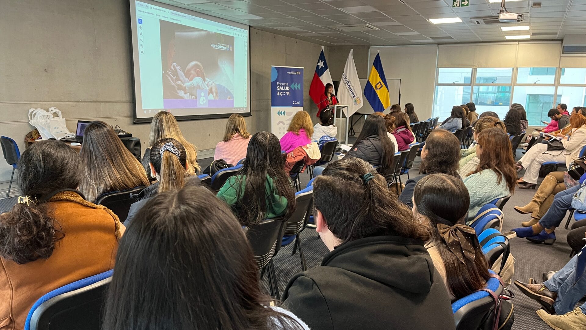 IP Virginio Gómez capacitó a cerca de 90 funcionarios de salud en curso gratuito de lactancia materna en el Biobío