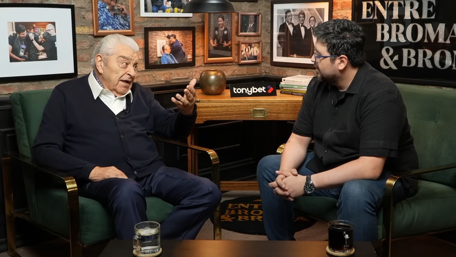 Chistes sobre su peso, broma a JC Rodríguez y “El Antídoto”: La comentada entrevista de Don Comedia a Don Francisco